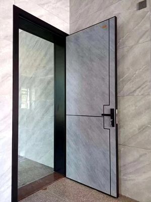 Portes d'extérieur de grain en bois de la pièce ISO9001, porte d'entrée en bois moderne de T45mm